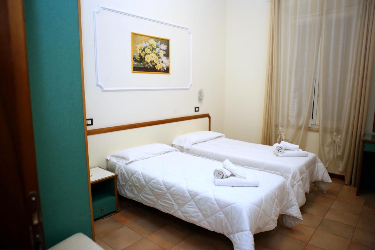 Hotel La Torre Rimini Exteriér fotografie