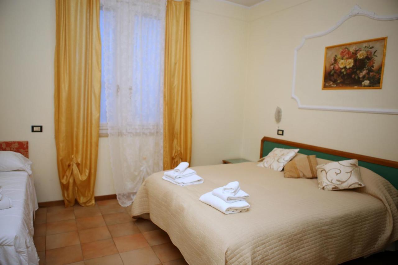Hotel La Torre Rimini Exteriér fotografie