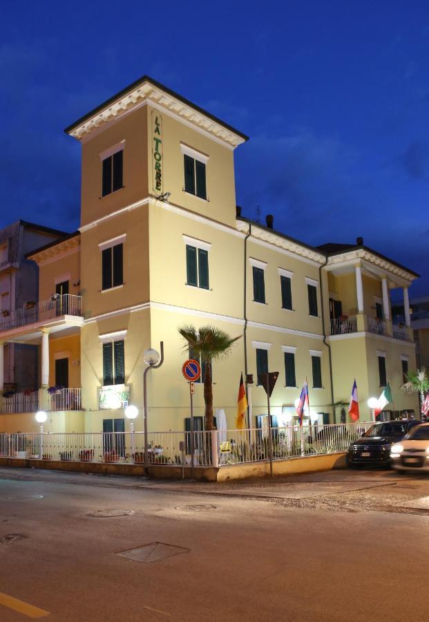 Hotel La Torre Rimini Exteriér fotografie